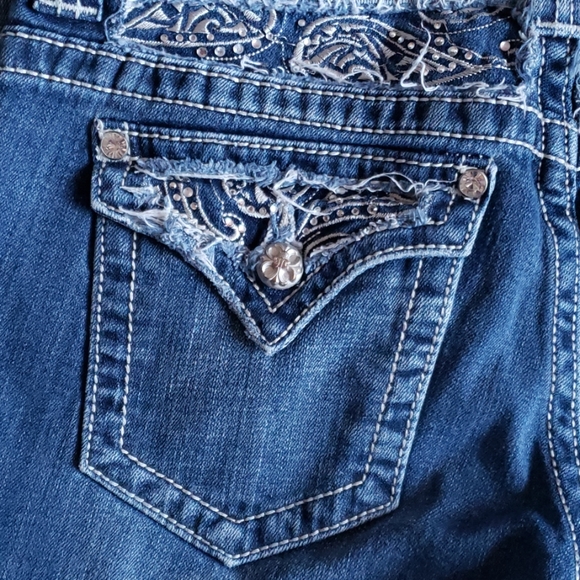 Miss Me Jean's.  Size 30. - Picture 7 of 7